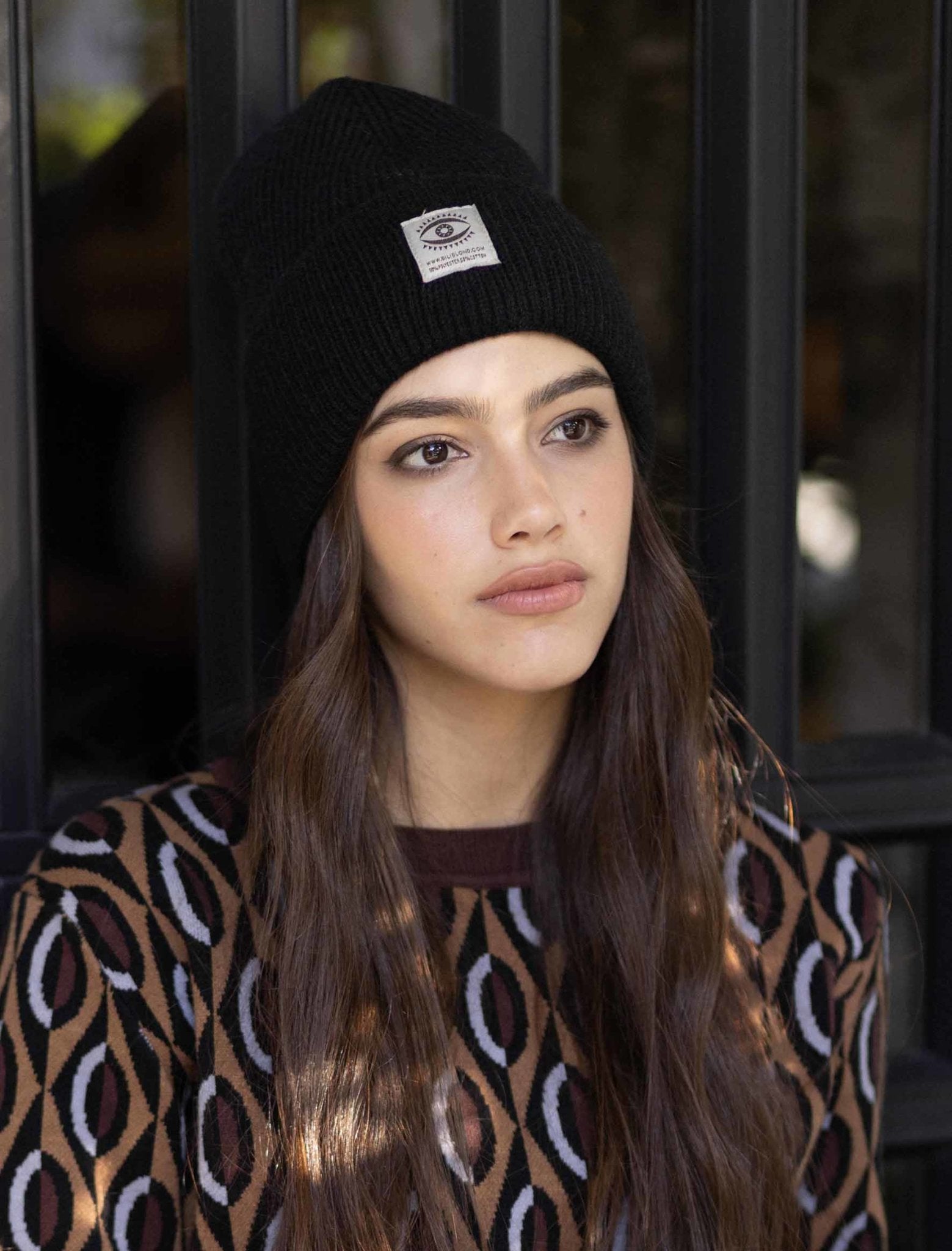 front view of KNITTED BLACK HAT - כובע צמר שחור -ביליבלונד קולקציית חורף