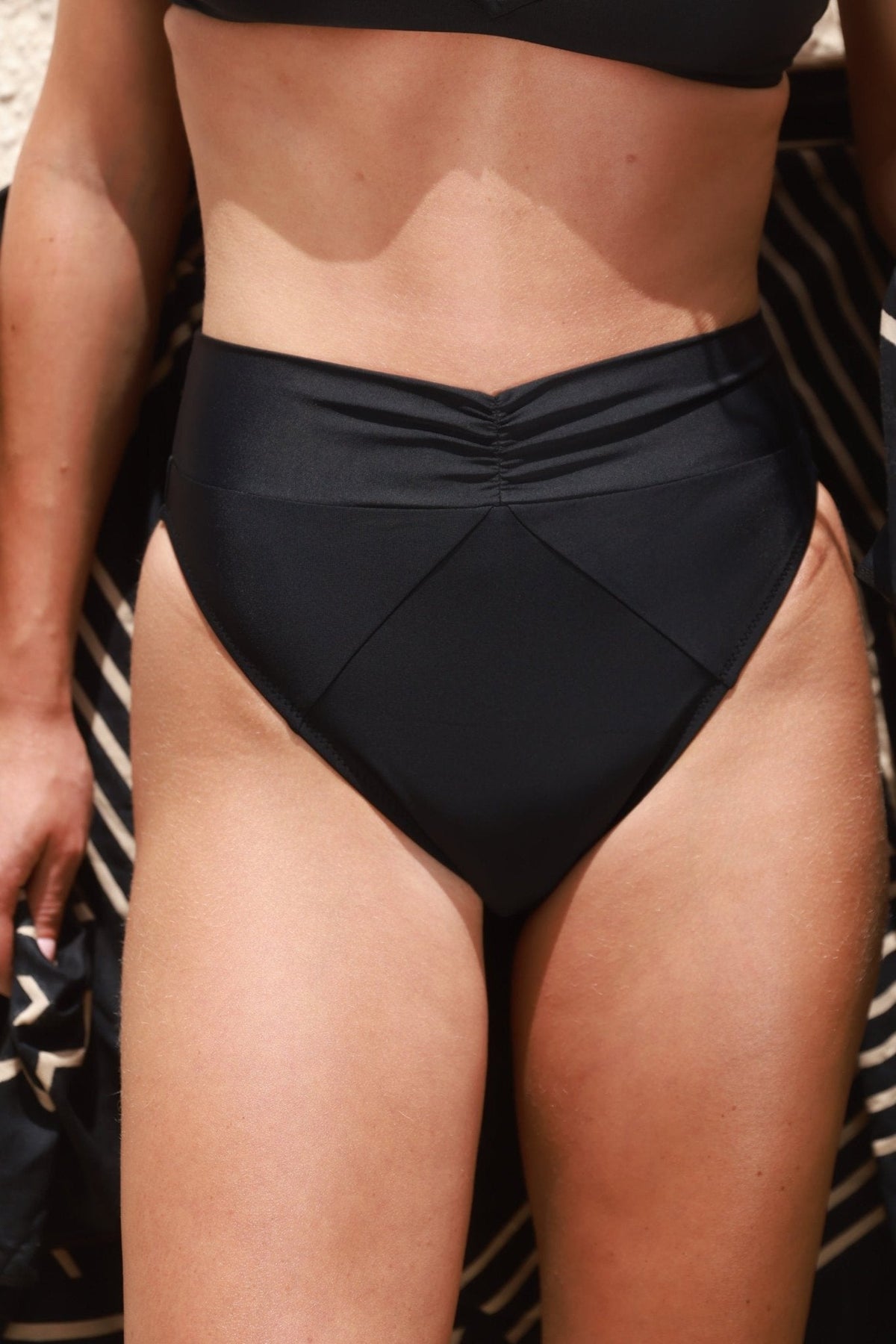 Seal Bottom Black - Bikini -BiliBlond Swimwear